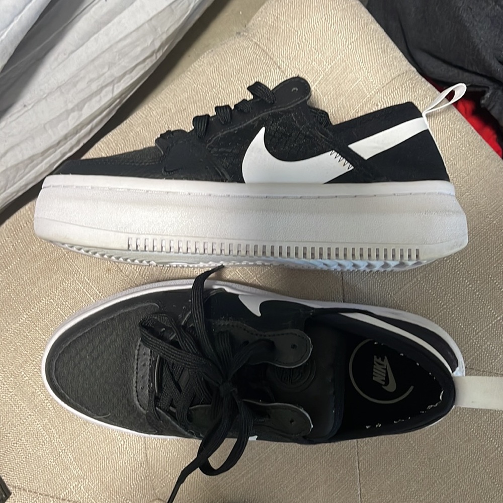 Nike platforms - Picture 2 of 4